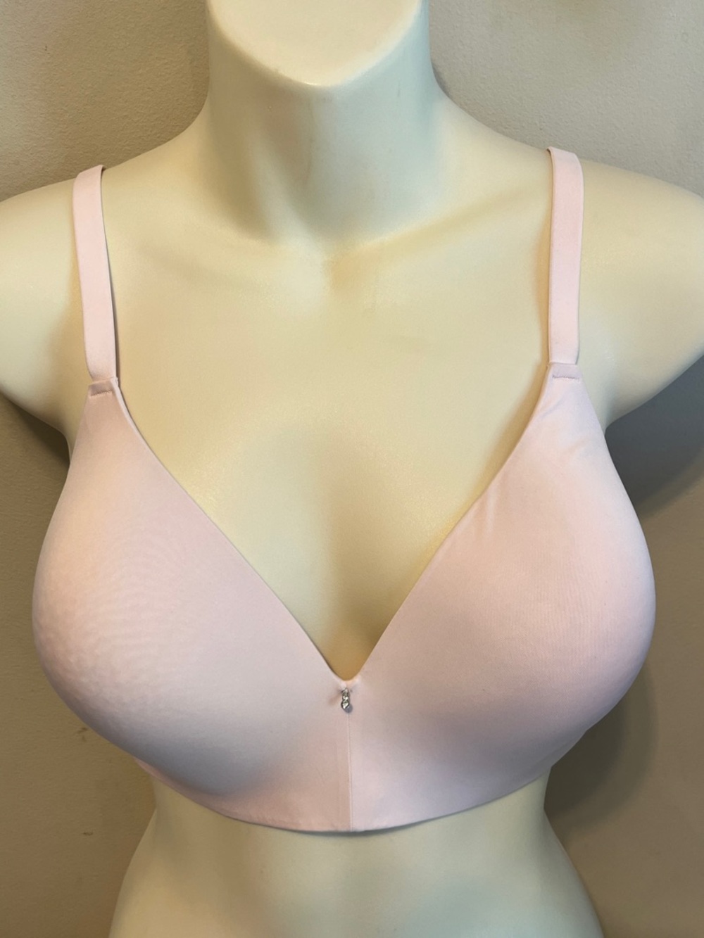 Light Pink Seamless T-Shirt Bra with Rhinestone Accent 38C